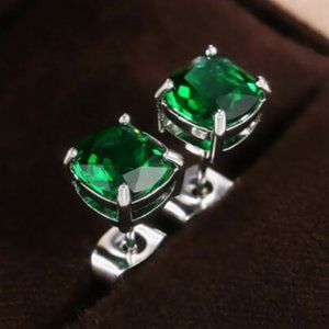 COPY - Green Stud Earrings Square 8mm with Silver Studs